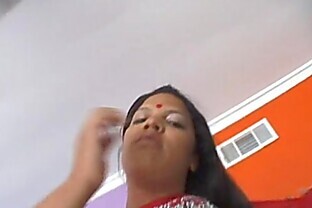 Chubby indian woman Trishna in india dress and white man fucking 7 min