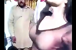 Sexy dance Pakistani 2 min