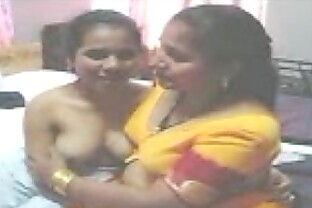Indian Mallu Real Hot Housewifes Midnight Masala Erotic Aunties 2 () 39 sec