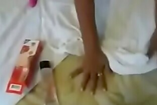 extremely horny desi aunty swallows cum with clear audio