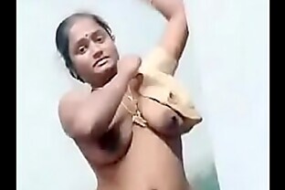 panruti l n puram tamil 34 yrs old married hot and sexy housewife aunty mrs  gayathri selvam stripping her nighty dress and showing her saggy boobs at  kitchen room viral porn video