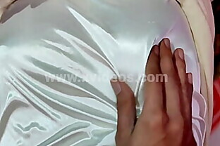 मामा की लड़की की चुदाई जयपुर में गांड में ज़बरदस्ती मत करो दर्द होता है