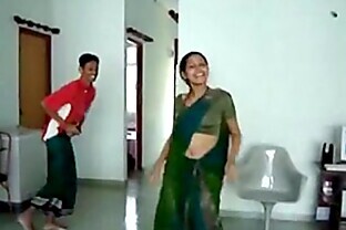 Sexy South Indian hot Ass Dance 2 min
