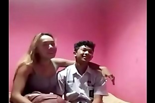 Tanned Blonde and teen Cum swapping