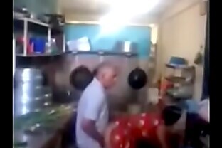 Srilankan chacha fucking his maid in kitchen quickly 2 min