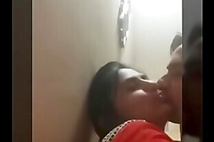 Desi Indian Couple Kissing Video  THE SEXIEST KISSING EVER  smooch  hardcore kissing  LONGEST SMOOCH EVER 2 min