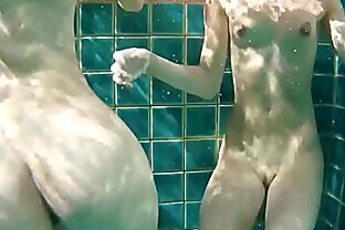 Fox twins swim naked and let boyfriend fuck them underwater 4 min