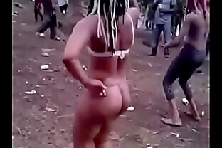 African bitch dance 44 sec