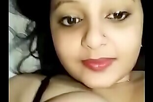 Horny Indian Woman Sucks Own Boobs 95 sec