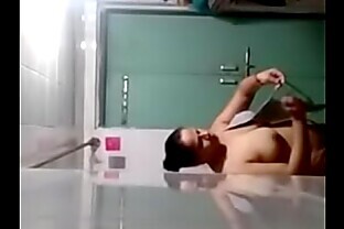 Divya bathroom shoot ( naked version ) 20 sec