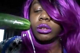 Grocery Shopping Makes A Housewife Horny For Cucumbers : Nilou Achtland 23 min