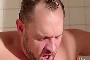 She Walks Into The Shower & Swallows His Cock- Shocked Dad Is In A Dilemma