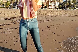 Wet shoot on a public beach with Crazy Model. Risky outdoor masturbation. Foot fetish. Pee in jeans. 27 min