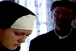 Auch Nonnen brauchen mal einen Schwanz im Kloster 15 min