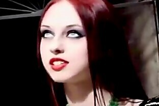 Liz Vicious Gothic Prayer 9 min